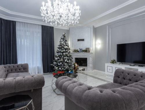 Create a Magical Holiday with a Beautifully Adorned Christmas Tree